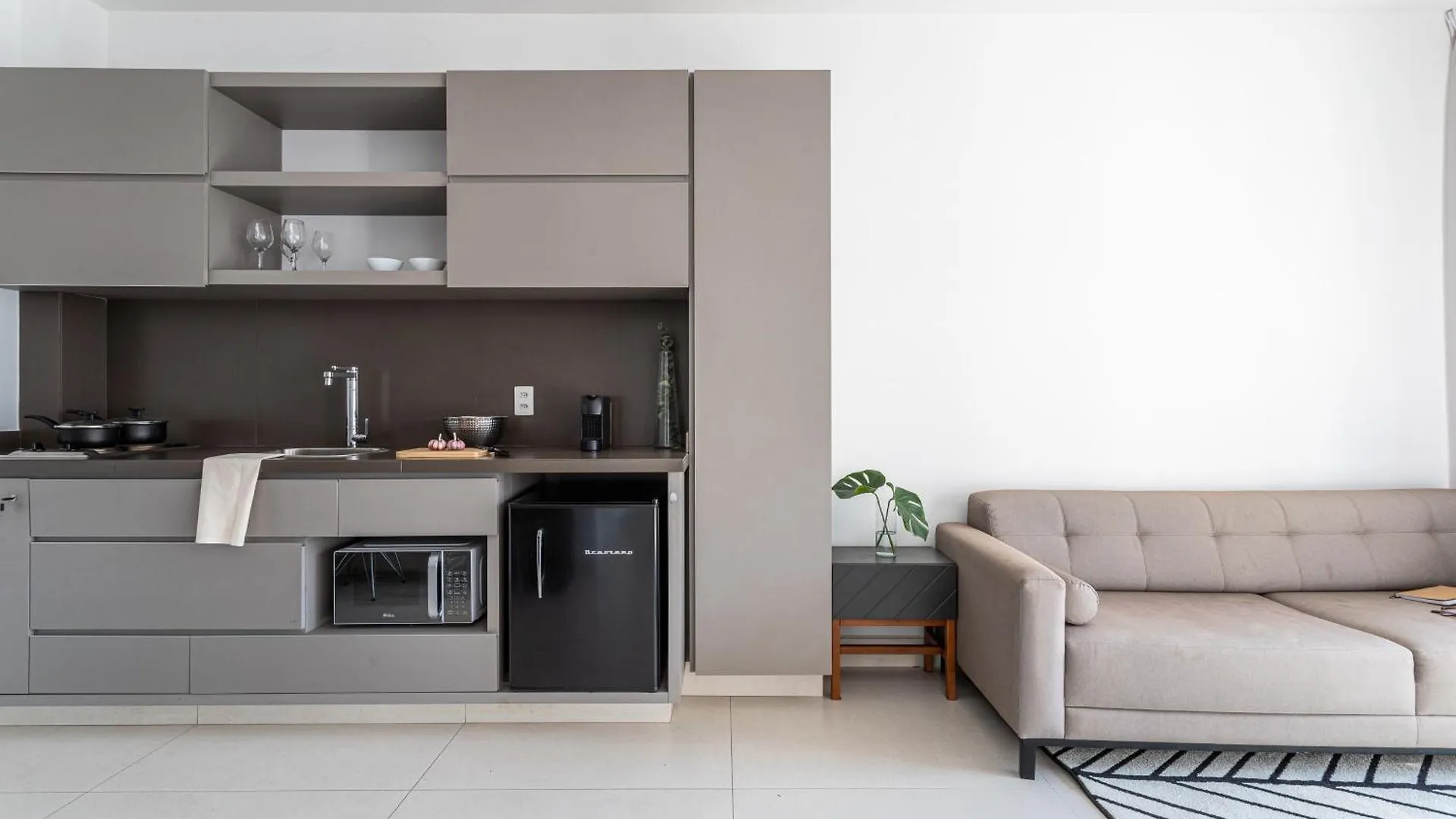 Predio Completo Com Piscina No Itaim Bibi Proximo A Faria Lima - Upper Itaim Apartamento São Paulo 0*,